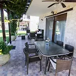 Daphne Kriopigi