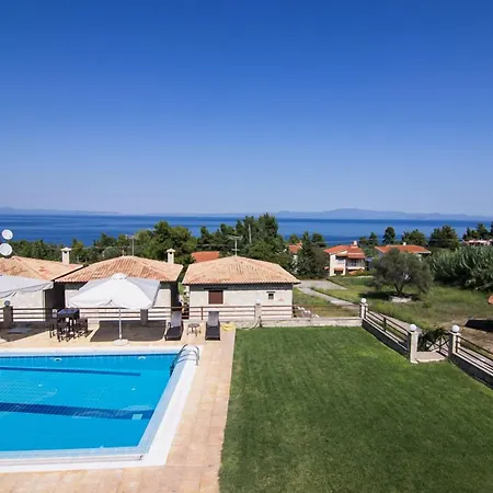 Daphne Villa Kriopijí