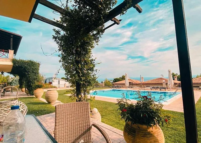 Daphne Willa Kriopigi